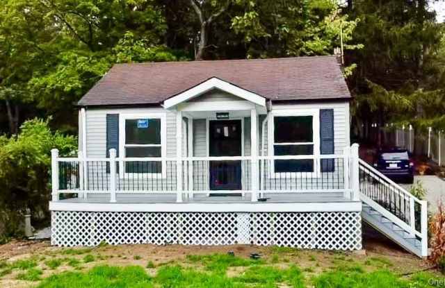 765 Meadow Road - 765 Meadow Road, Smithtown, NY 11787