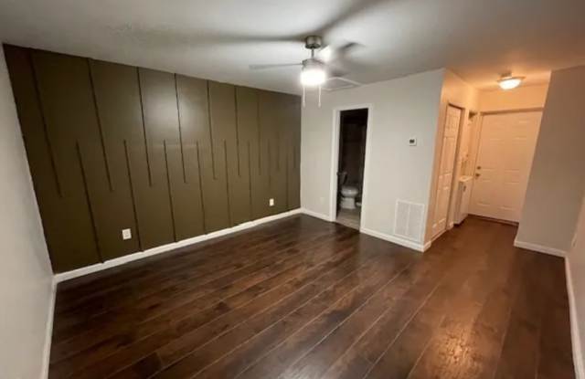 217 Anderson Ave NW # B photos photos