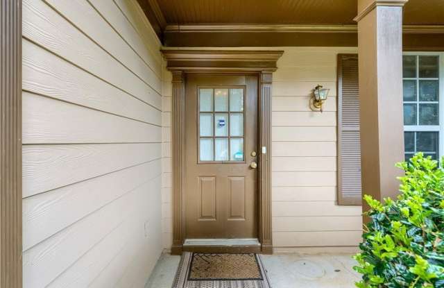 715 Soneley Court Gallery 4