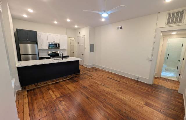 Beautifully Renovated, Elegant Apartments in Historic Covington photos photos