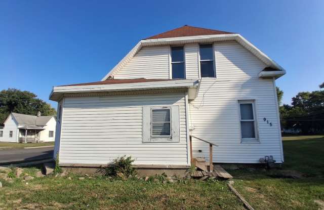 915 N Bowman Ave photos photos