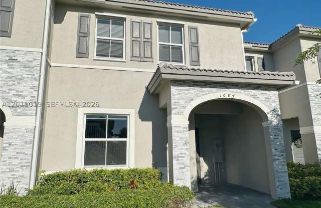 1684 SE 26th Ter photos photos 1684 SE 26th Ter photos photos