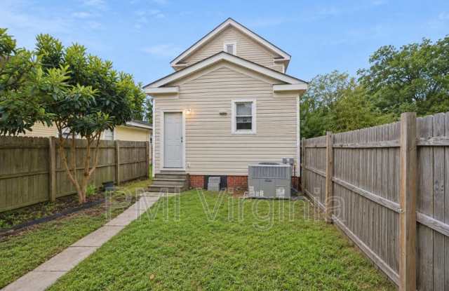 806 Summit Avenue Gallery 2