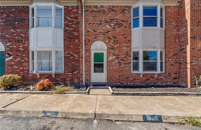 1967 Darnell DR photos photos