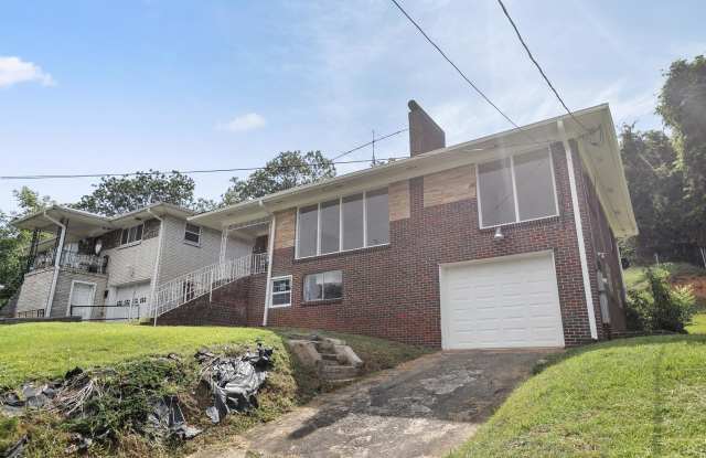 2501 Fairfax Avenue photos photos