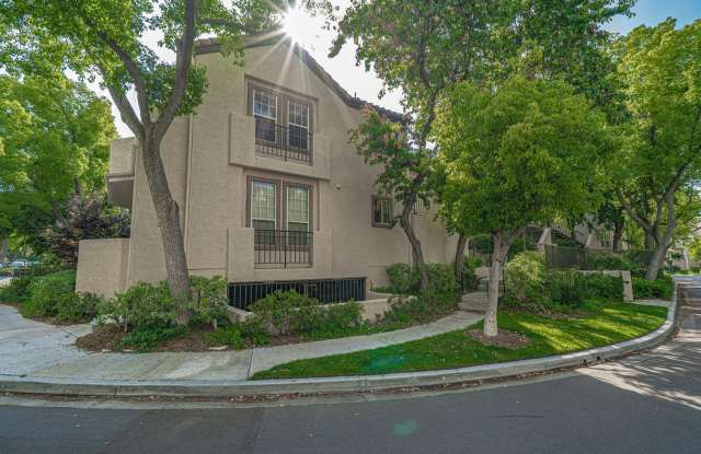 COMING SOON! 2 Bedroom Condo in Valencia! photos photos