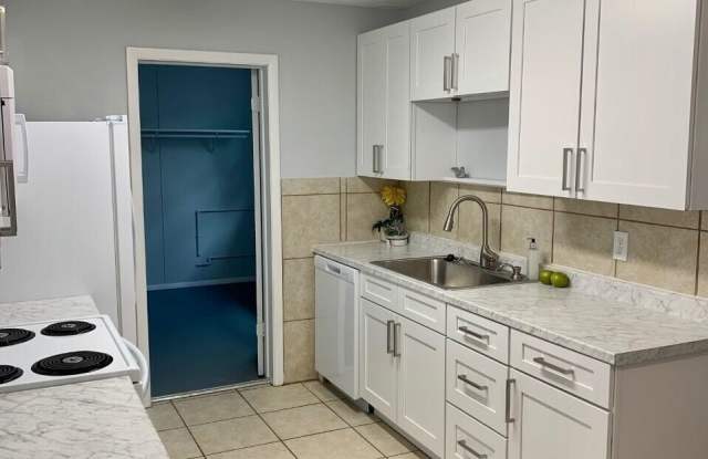 8009 ARBLE Drive Gallery 2