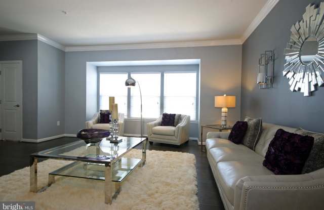 15622 SWANSCOMBE LOOP Gallery 2