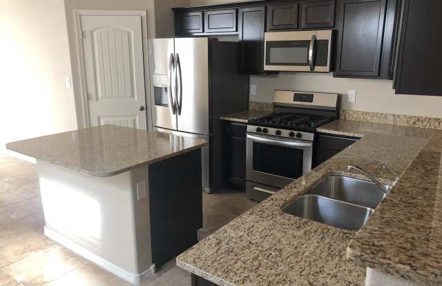 Spacious 4 bedroom Rio Rancho home in Enchanted Hills! Refrigerated air. Right off 550 photos photos