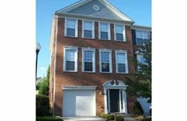 2301 Towneheights Terrace Unit #14 photos photos