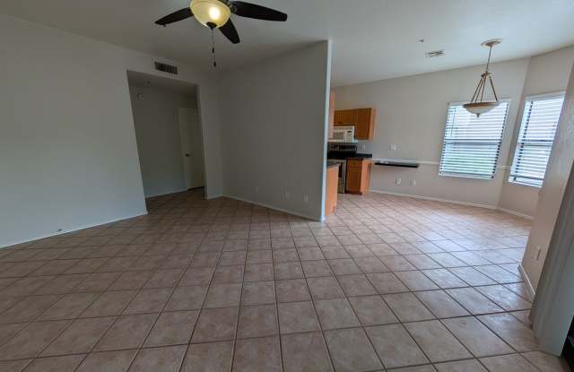 2 Bedroom 2 Bath Gallery 3