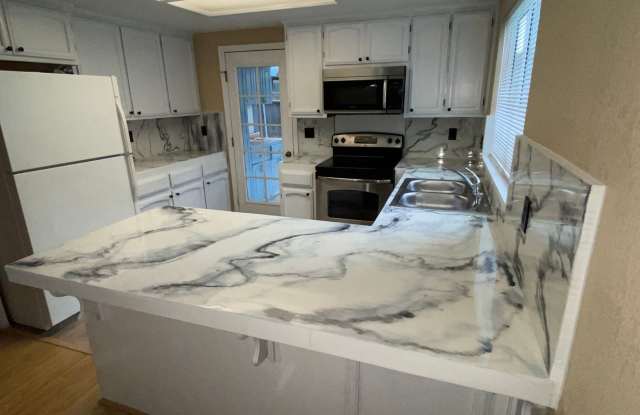 Beautiful Merced Rental Gallery 3