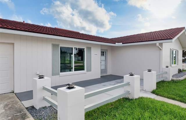 4044 HEADSAIL Drive Gallery 2