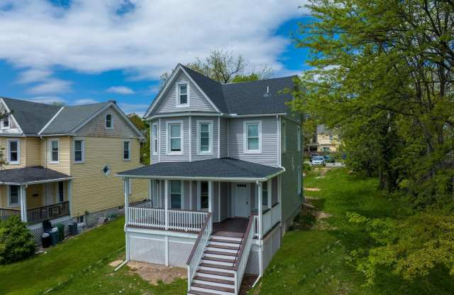 426 EVESHAM AVENUE photos photos