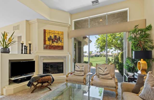 461 Desert Holly Drive Gallery 2