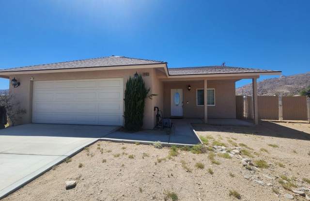One of a Kind!!! 3 Bedroom house with 4 bathrooms - 74483 Twilight Drive, Twentynine Palms, CA 92277