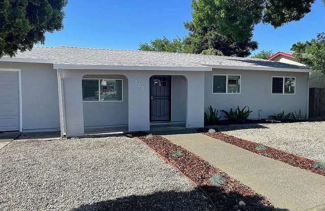 Updated 3BD/2BA Home, Move-In Ready, Near Suisun City Marina photos photos