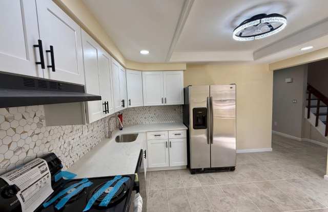 1502 Bromley Estates Gallery 2