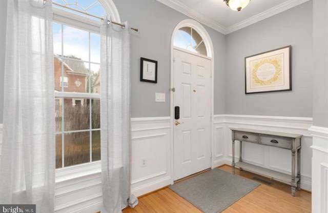 7327 HAMPTON MANOR PLACE Gallery 3