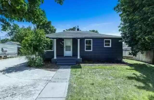 4 Bed 2 Bath in North Spokane w/ Detached garage! photos photos