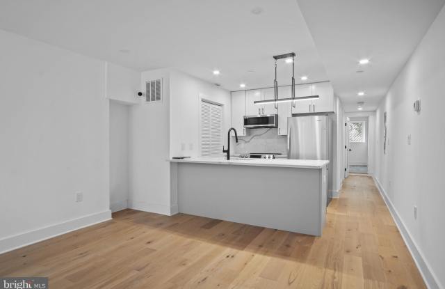 38 FLORIDA AVENUE NW - 38 Florida Avenue Northwest, Washington, DC 20001