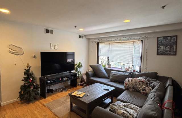 401 1ST ST photos photos