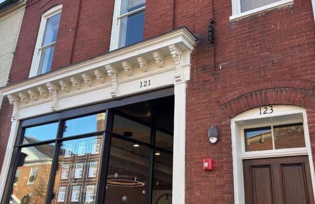 121 W WASHINGTON Street unit: Suite 2D photos photos