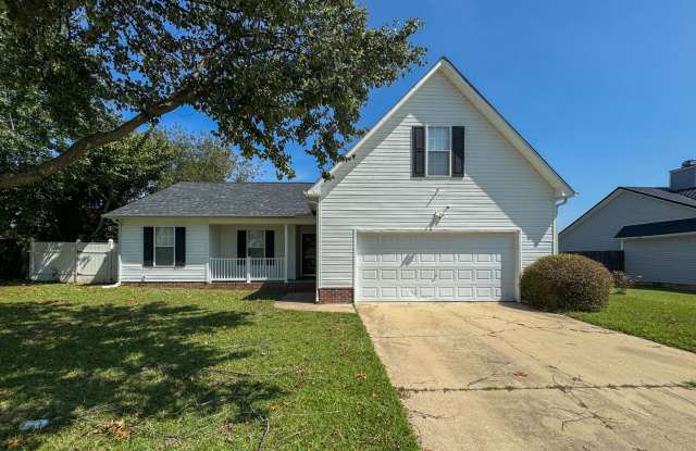 3 Bed 2 Bath with Bonus Room in Raeford Gallery 1