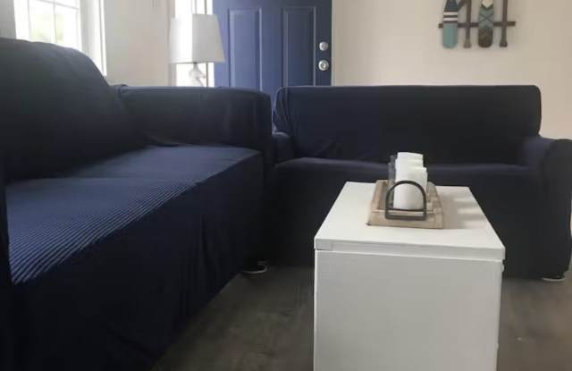 207 Telegraph Road Gallery 4