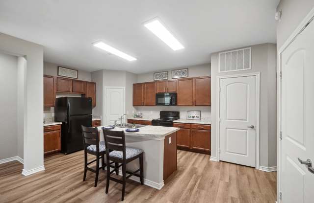 Solaire Apartments Gallery 4