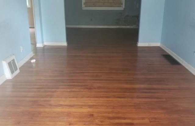 6653 Thurston Ave. Gallery 3