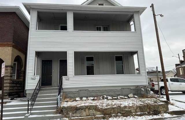 162 N 7th Street photos photos