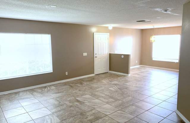 4117 Waterside Island Ct Gallery 3