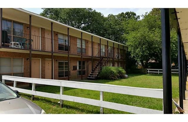 233 W Ocean View Avenue - 233 West Ocean View Avenue, Norfolk, VA 23503