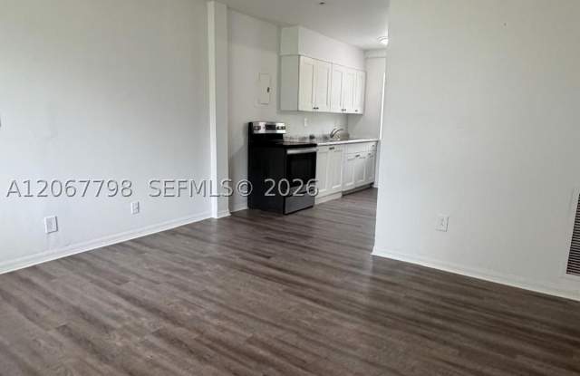 670 NE 88th Ter Gallery 4
