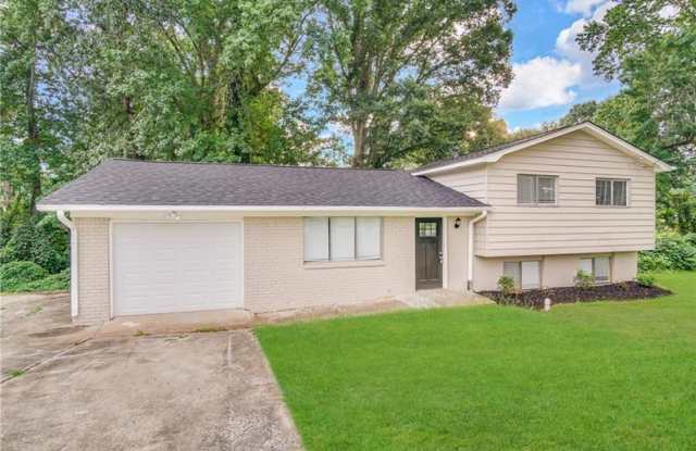 3719 N Camp Creek Parkway SW Gallery 2