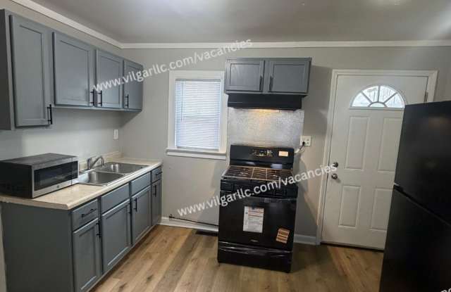 Newly Renovated 2-Bedroom • 1-Bathroom Home photos photos Newly Renovated 2-Bedroom • 1-Bathroom Home photos photos