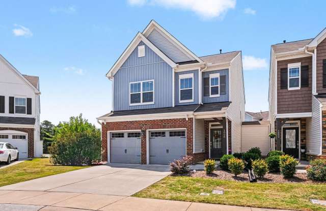 Beautiful 3-Bedroom Home in Trivium at Brier Creek | Available Now Gallery 3