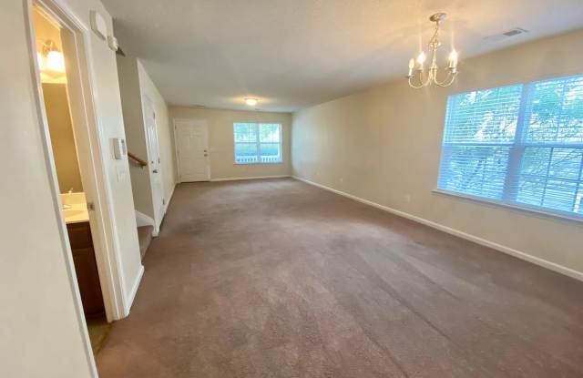 149 Eagle Park Dr Gallery 2