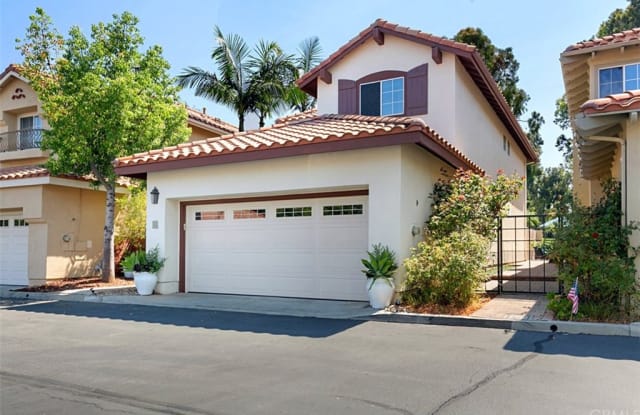 12 Via Helena - 12 Via Helena, Rancho Santa Margarita, CA 92688