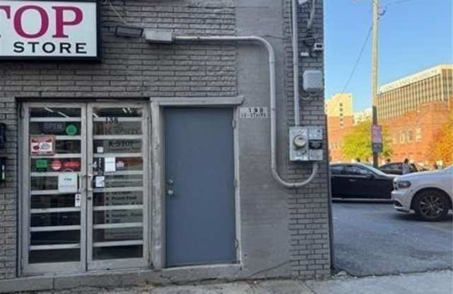 138 EDGEWOOD Avenue Gallery 2