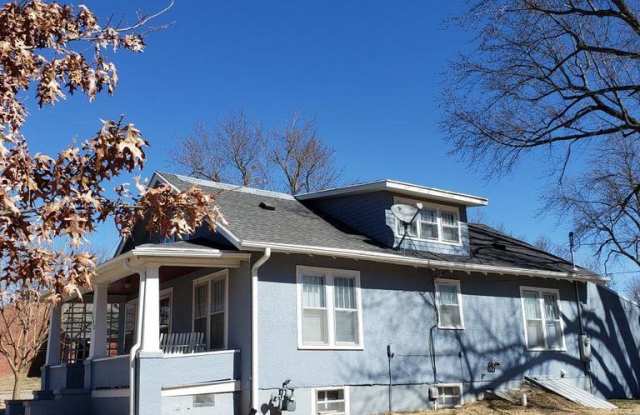 202 S Ives St photos photos