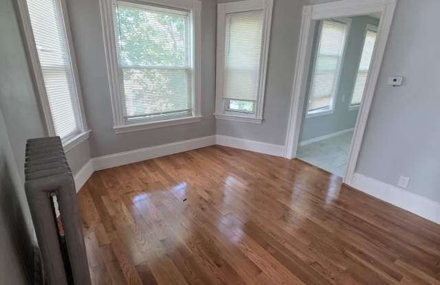 210 Whitman Avenue, Unit 2 Gallery 2