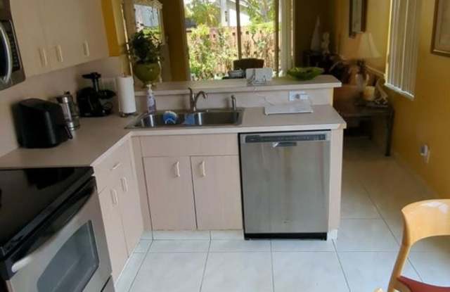 1481 SW 105th Avenue, Pembroke Pines, FL 33025 photos photos
