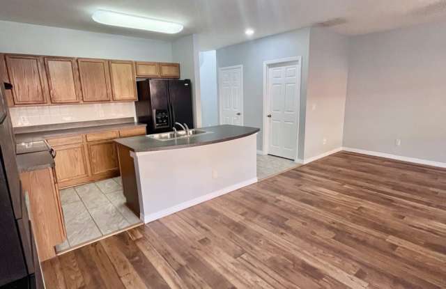 1039 Blackwater Dr Gallery 3