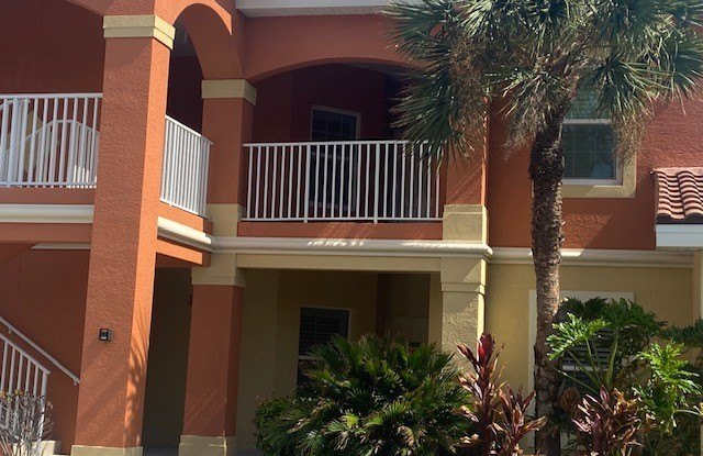 15999 Mandolin Bay Drive unit: 205 photos photos