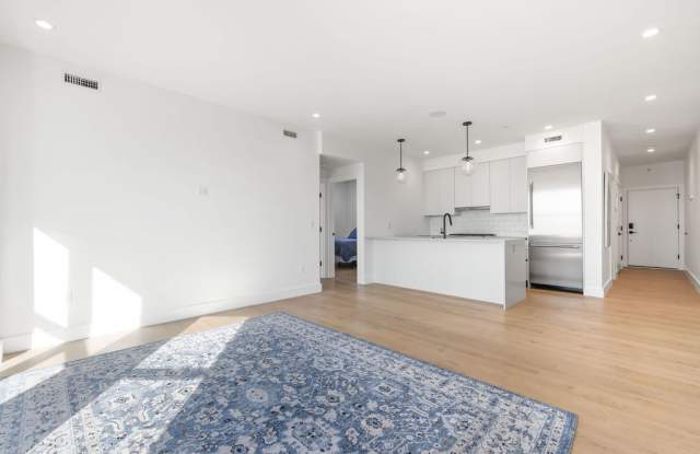 472 West Broadway photos photos