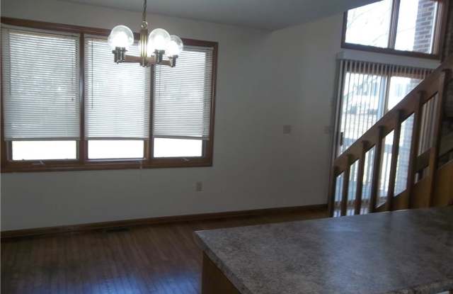 54 Ivy Lane Gallery 3