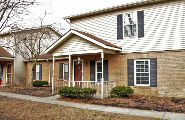 1194 Worthington Woods Boulevard Gallery 2