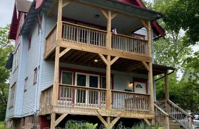 400 Cloverdale Avenue photos photos